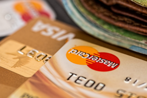 The Benefits of Working with a Credit Card Lawsuit Defense Lawyer