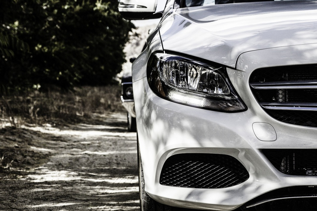 A white car